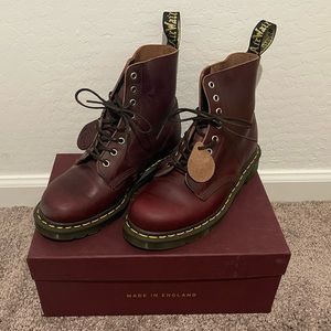 Dr. Martens Color: Burgundy Size: 8 Men 9 Woman